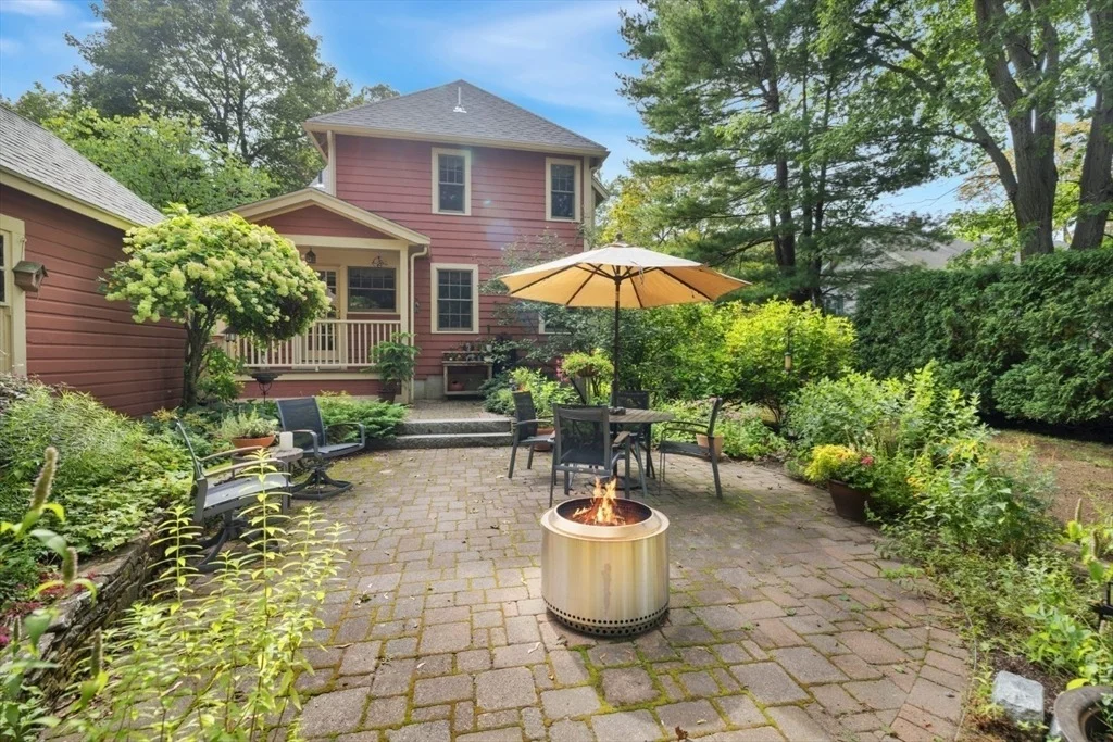 Photo of 90 Summer Avenue