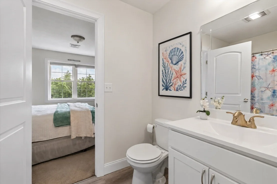 Photo of 19 Lighthouse Ln