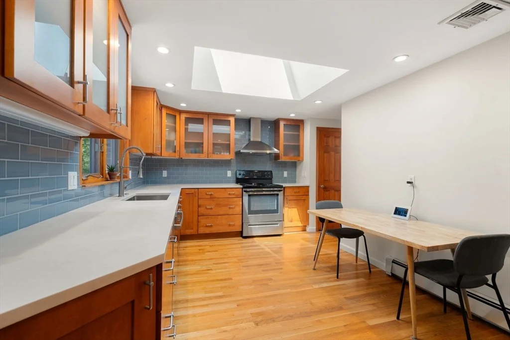 Photo of 50 Mary Ellen Rd