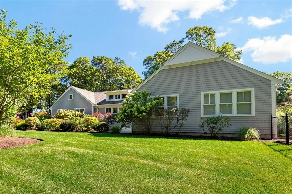 Photo of 564 Cotuit Bay Drive