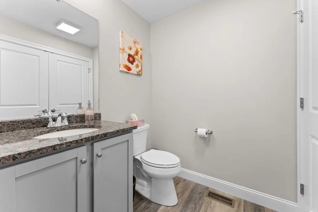 Photo of 9 Birch Dr