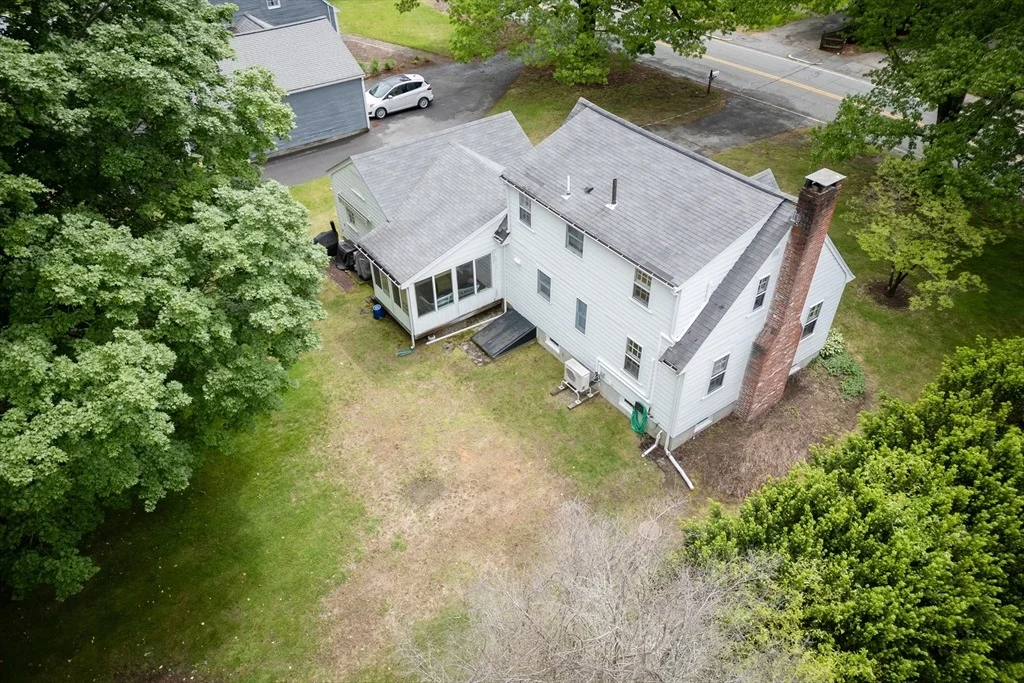 Photo of 411 Brook St