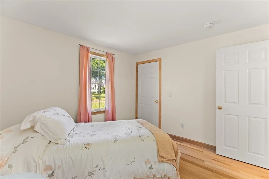 Photo of 137 Wianno Circle