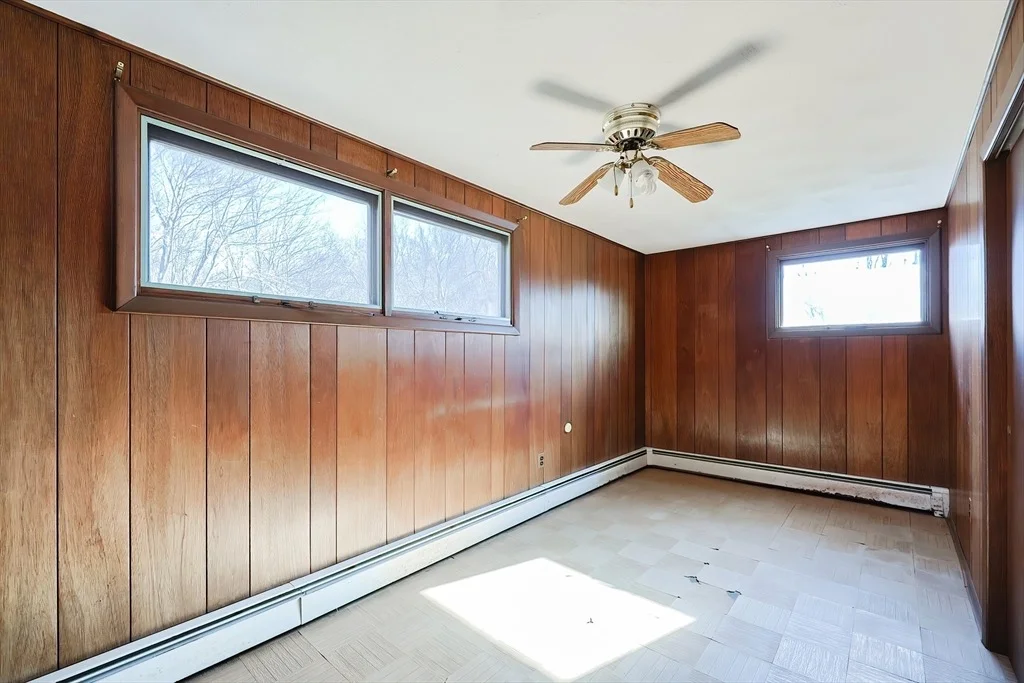 Photo of 940 Read St.