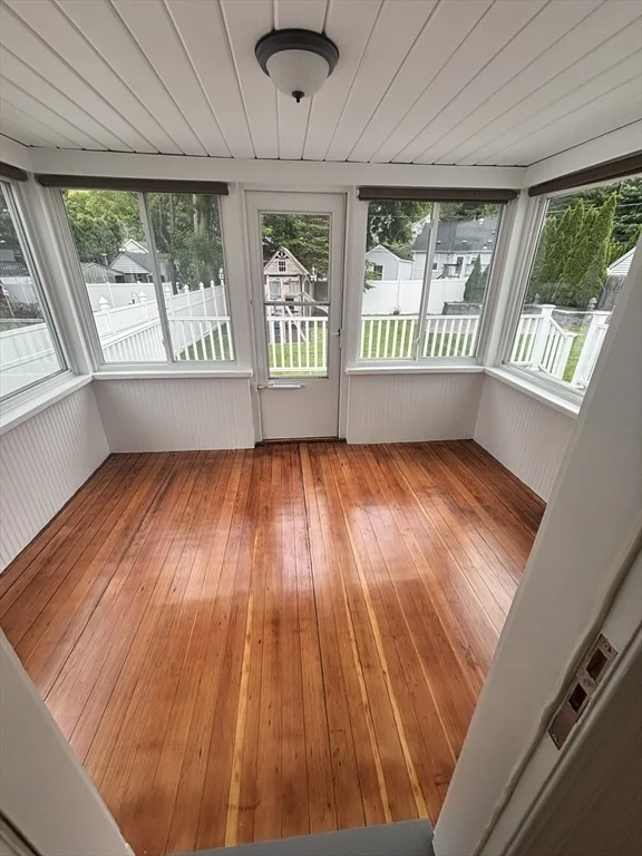 Photo of 251 May St