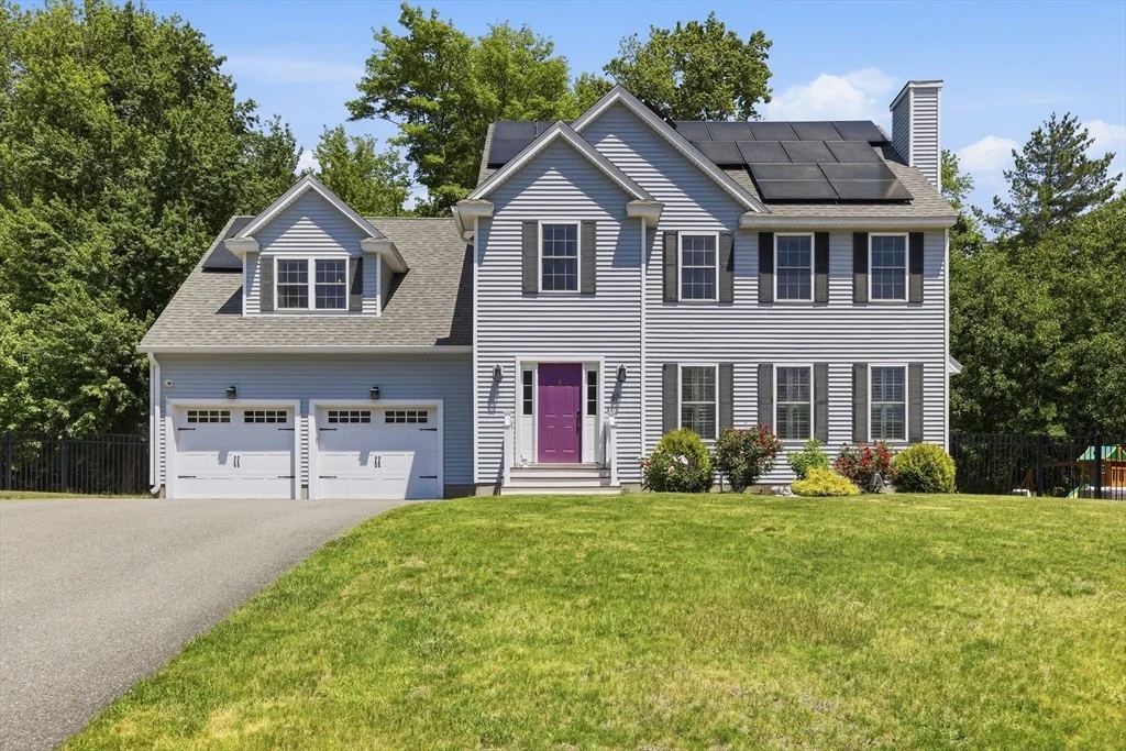Photo of 37 Hemlock Dr