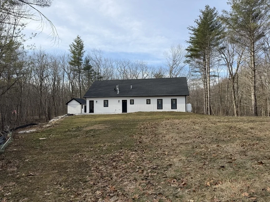 Photo of 16 Smith Hanson Rd