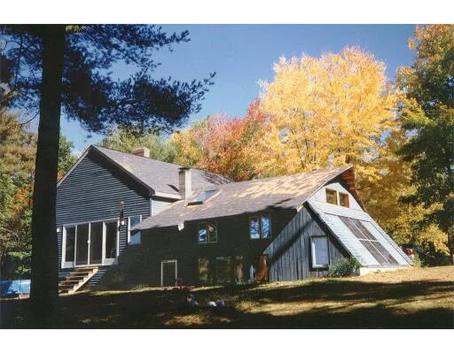 Photo of 579 Richardson Road