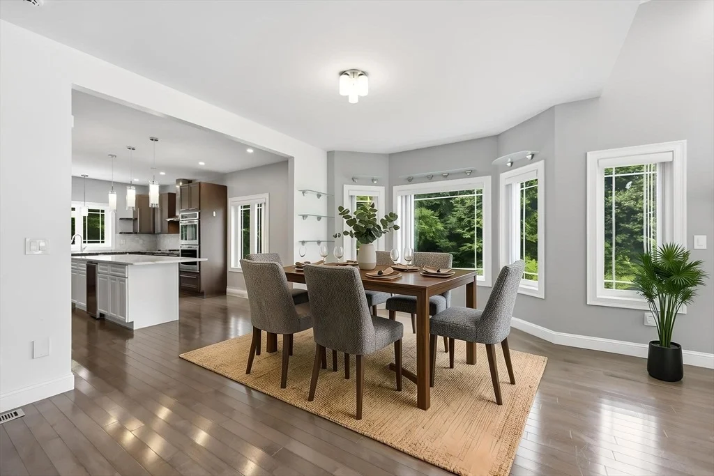 Photo of 270 Barton Ave