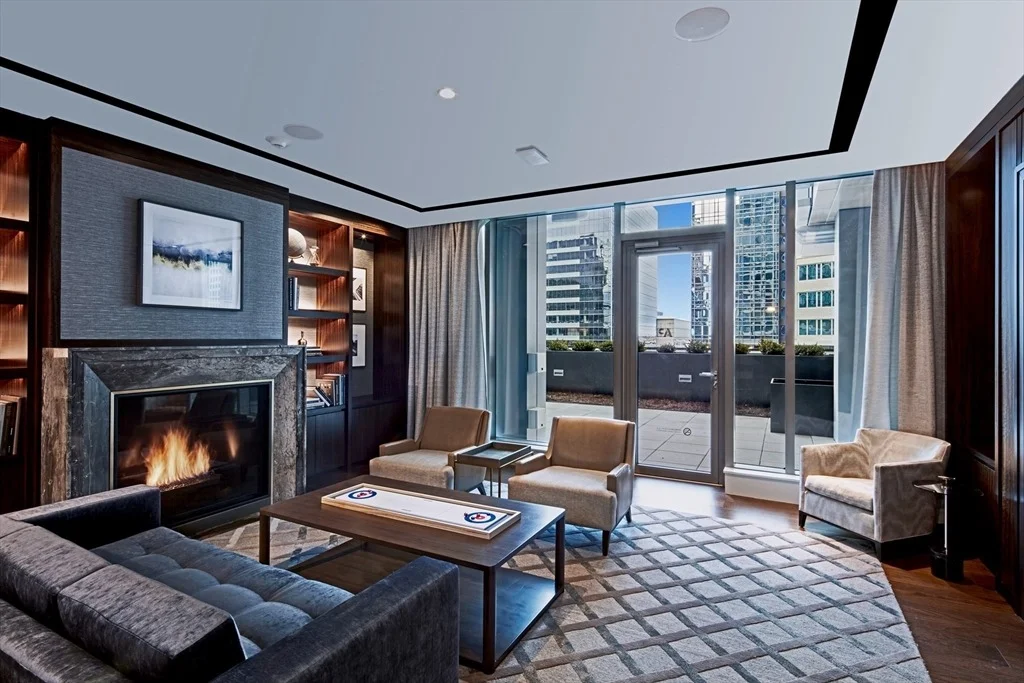 Photo of Unit 1621 at 133 Seaport Blvd