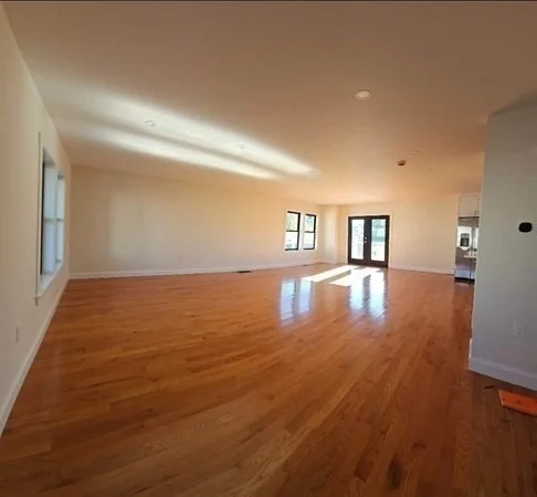 Photo of 31 Niagara St