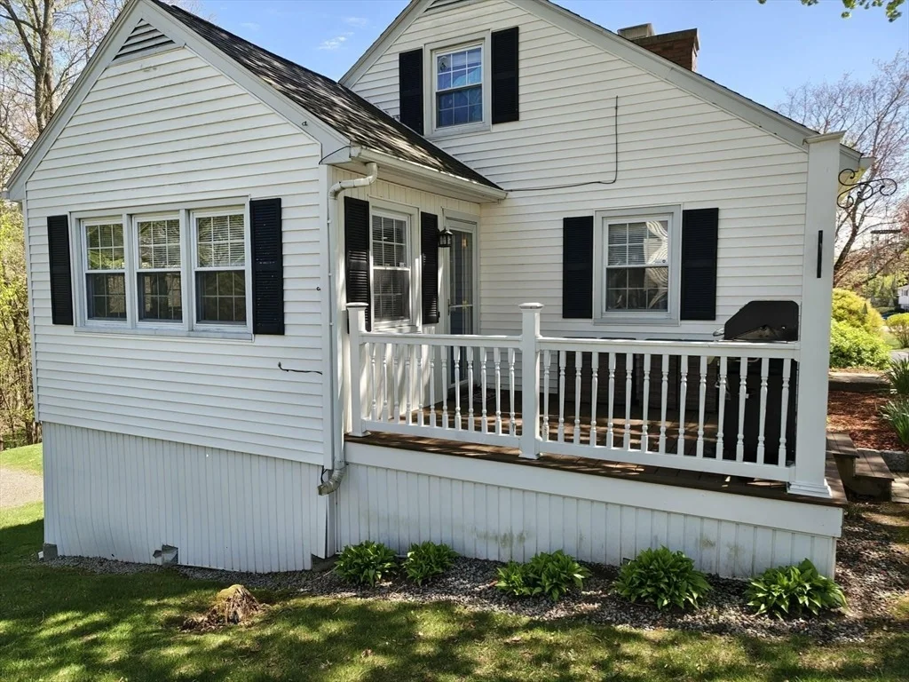 Photo of 25 Manor Rd
