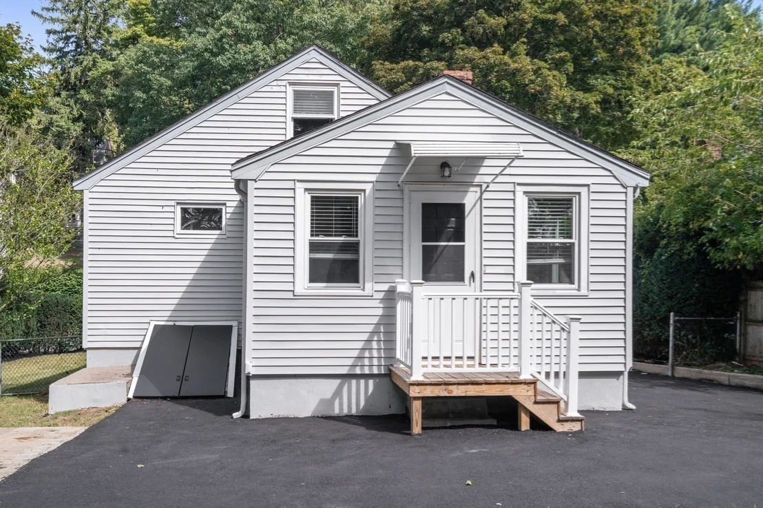 Photo of 111 Williams Ave