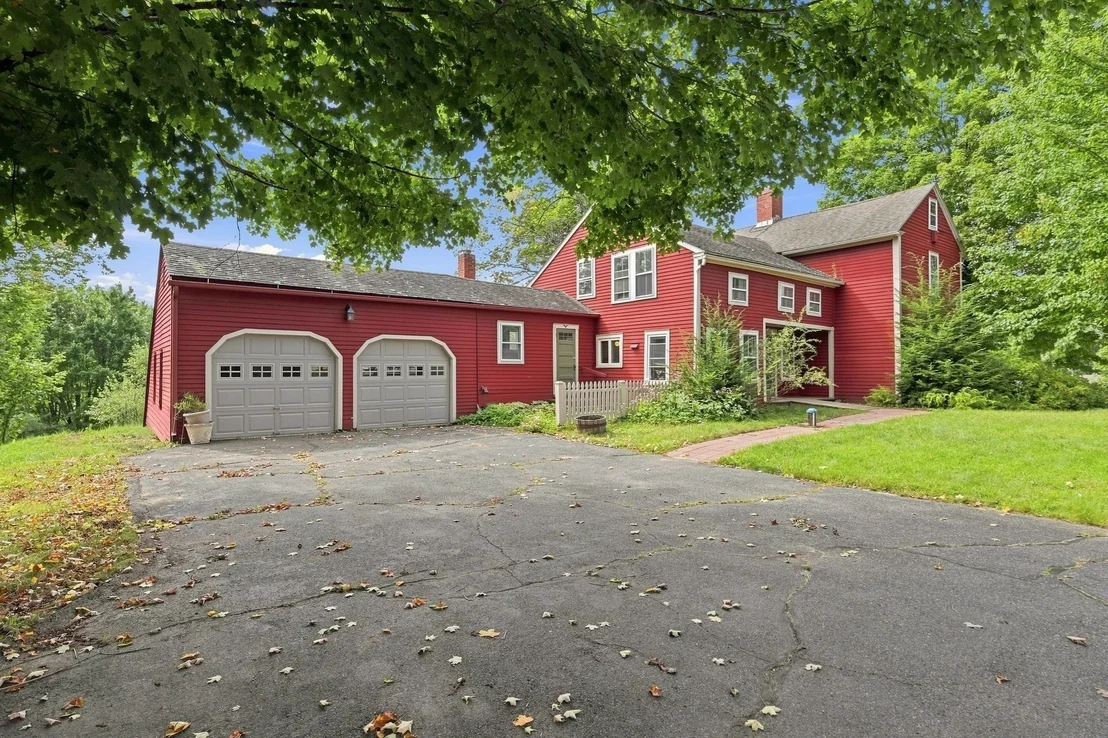 Photo of 180 Glendale Rd
