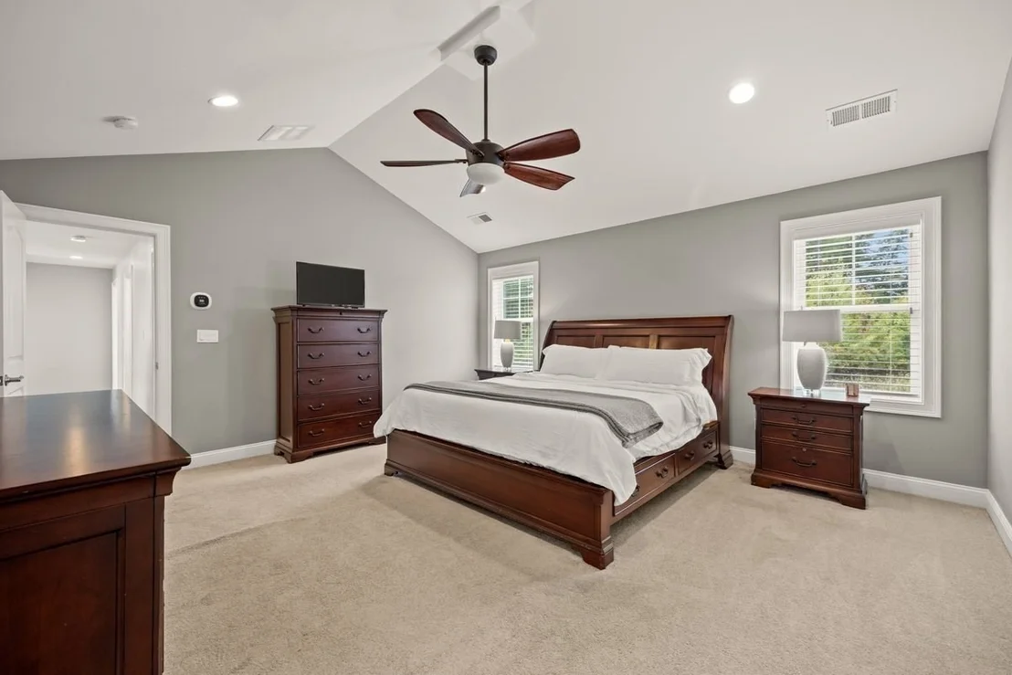Photo of 4 Oxbow Dr