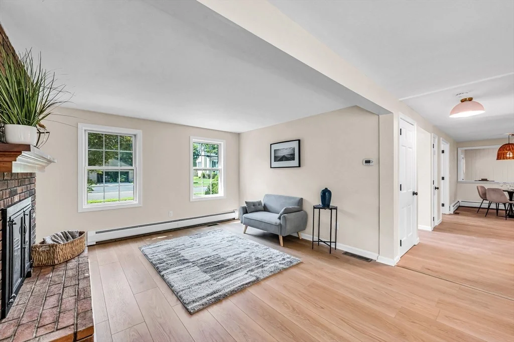 Photo of 13 Golden Dr