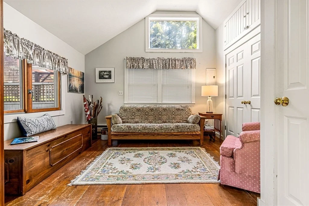 Photo of 21 Preston Beach Rd