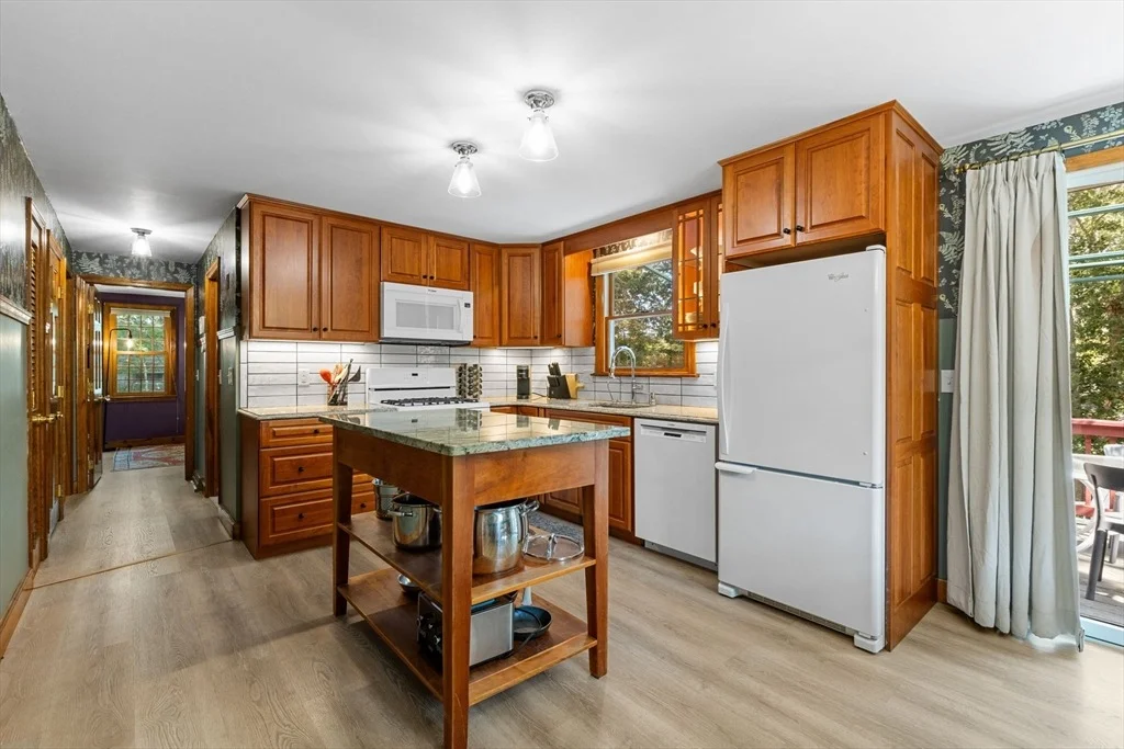 Photo of 13 Elm Dr