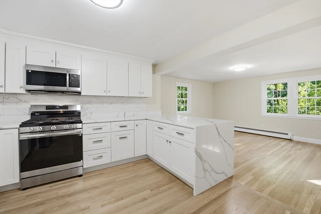 Photo of 3 Jonathan Ln