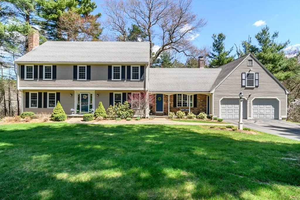 Photo of 36 Bubbling Brook Rd