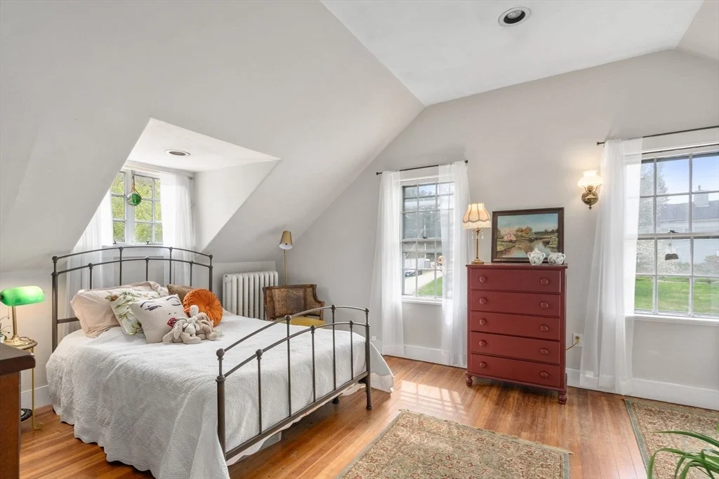 Photo of 187 Mill St
