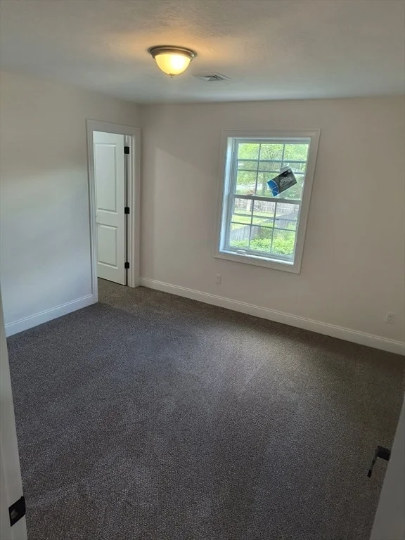 Photo of 8 Emerald Avenue