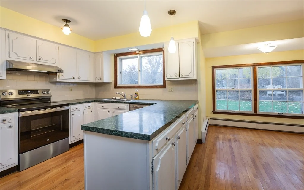 Photo of 105 Cornhill Rd