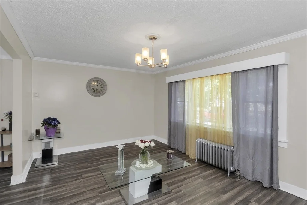 Photo of 15 Merida St