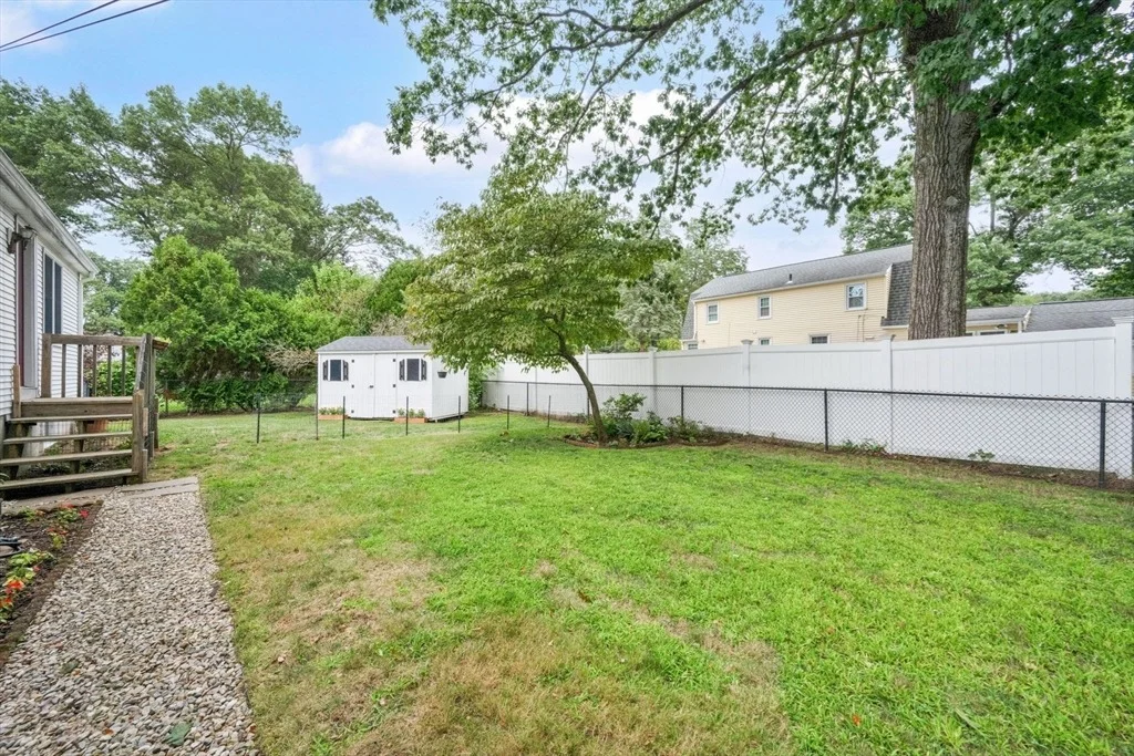 Photo of 95 Albemarle Rd