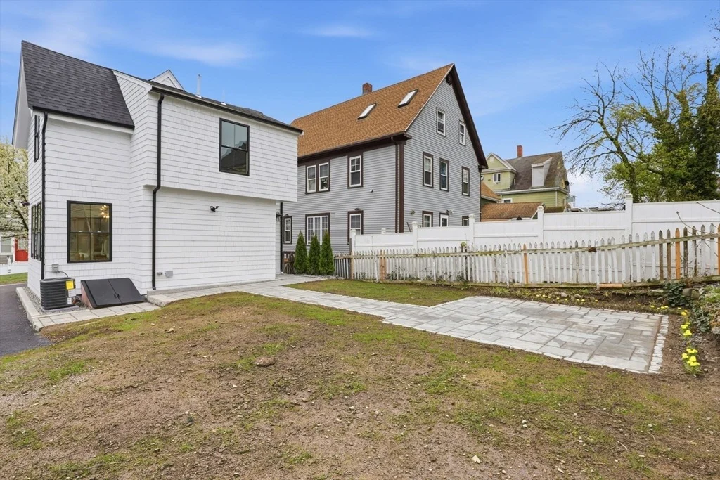 Photo of 30 Waverly Ave