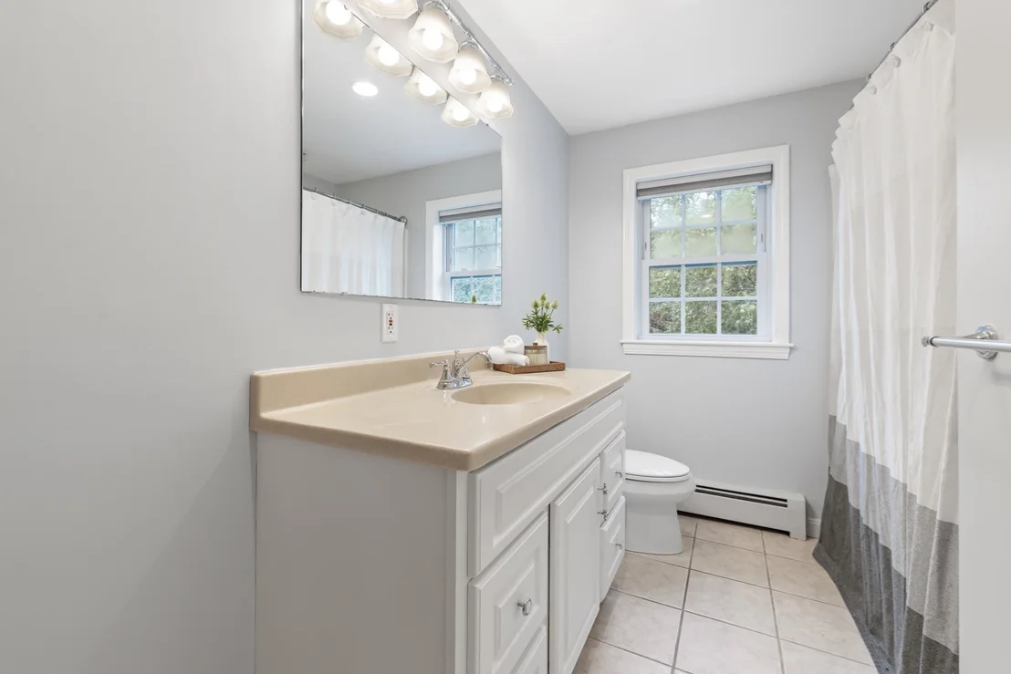 Photo of 23 Leach Ln