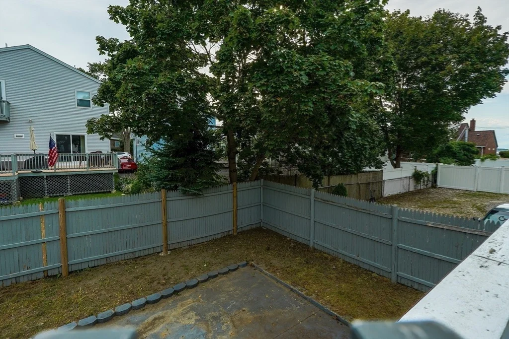 Photo of 33 Bay View Ave