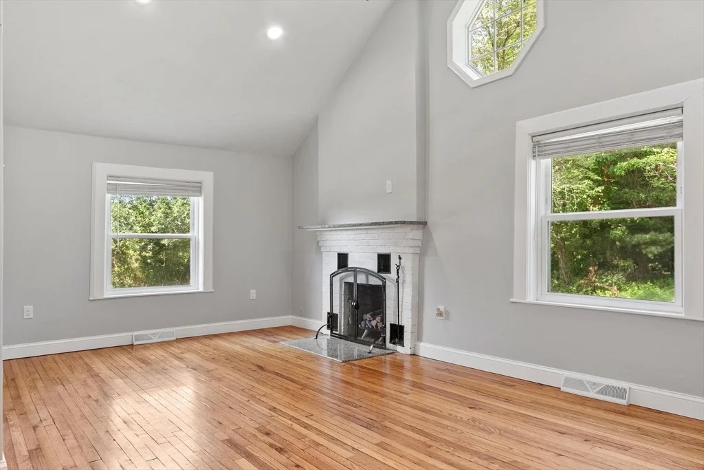 Photo of 145 Colburn Road