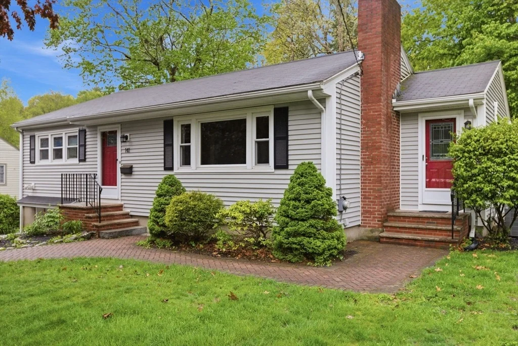 Photo of 141 Pine Ridge Rd