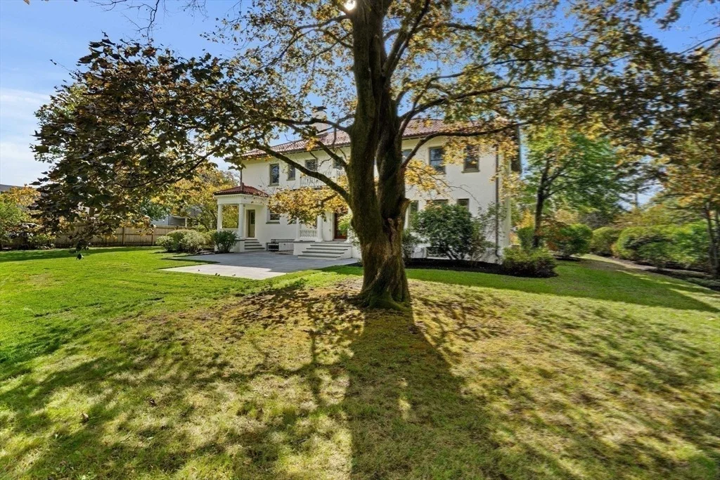 Photo of 2 Ocean Avenue