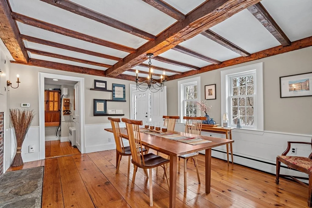 Photo of 280 W Acton Road