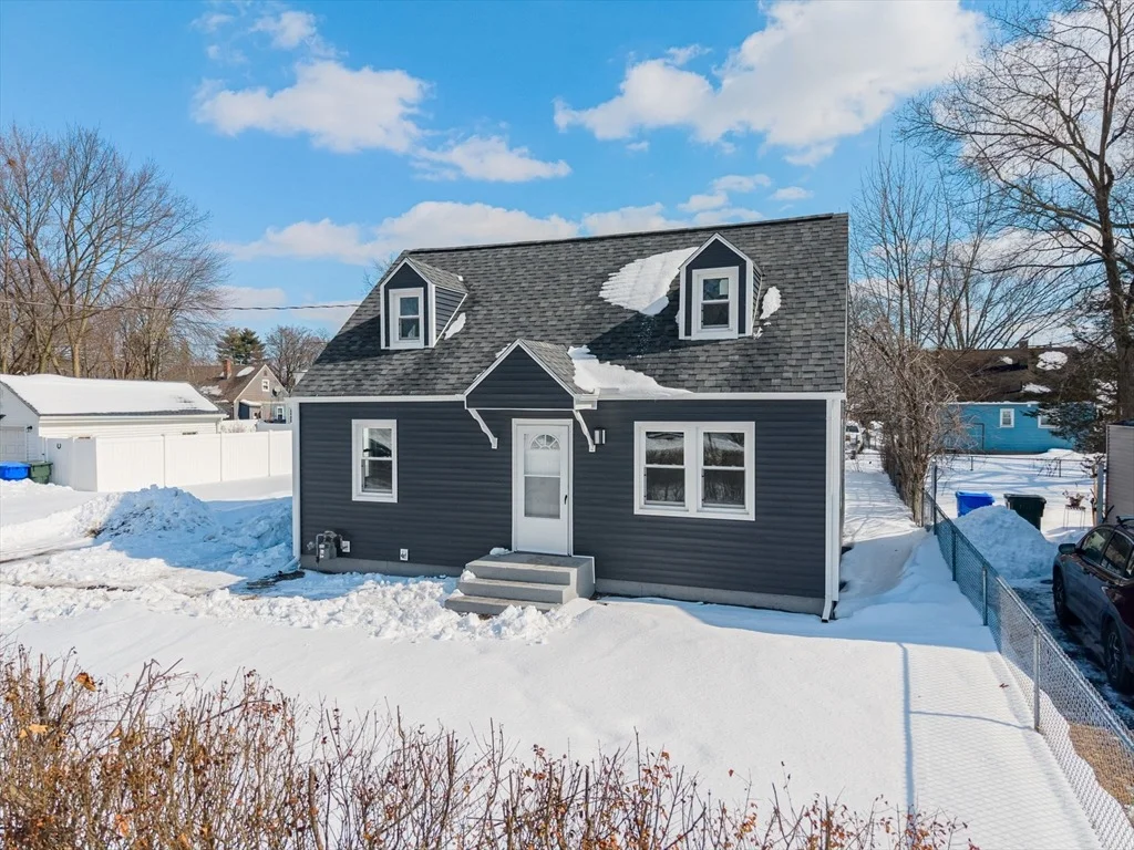 Photo of 297 Breckwood Blvd