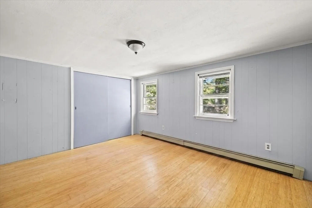 Photo of 2 Cardinal Ave
