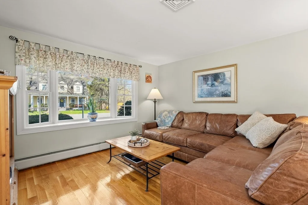 Photo of 12 Cox Rd