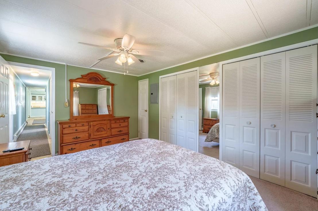 Photo of 50 Warfield