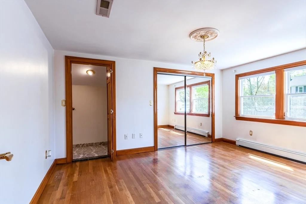 Photo of 12 Longmeadow Rd
