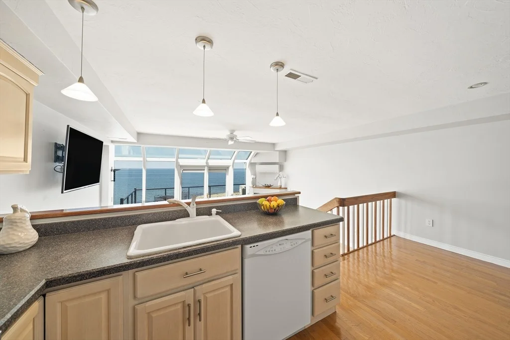 Photo of Unit 40 at 40 Oceanside Dr