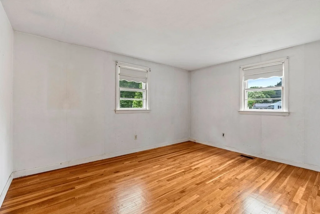 Photo of 10 Pine Rd