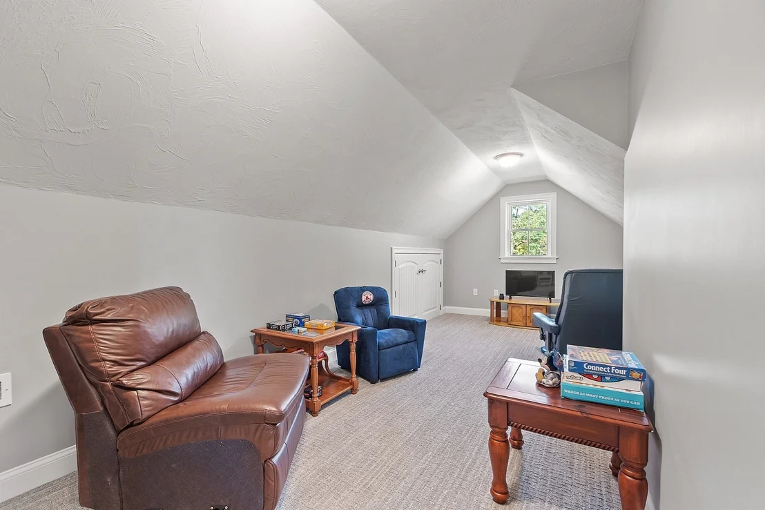 Photo of 637 Mason Rd