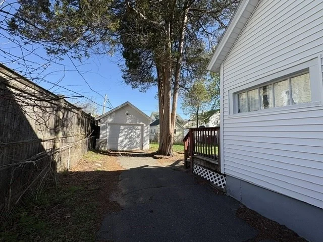 Photo of 14 Blodgett St