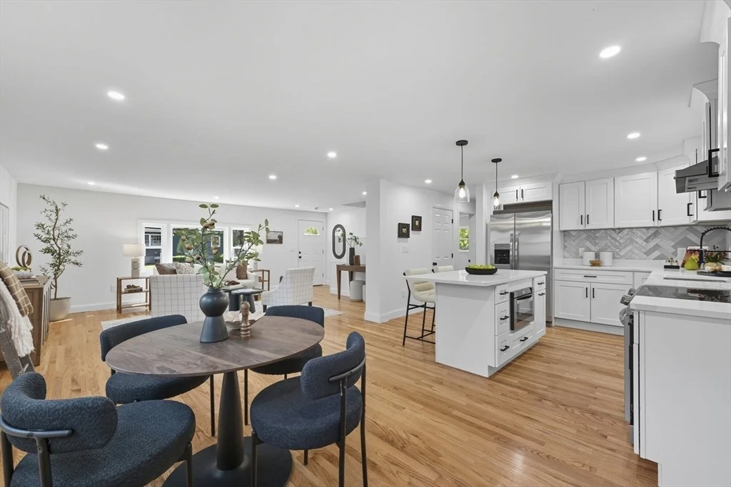 Photo of 2 Bigham Rd
