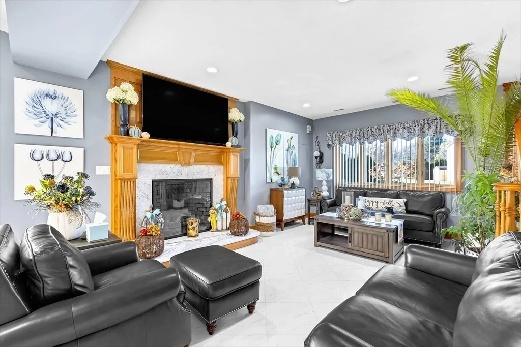 Photo of 201 Montgomery Cir