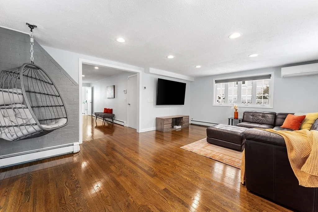 Photo of 12 Salvi Dr