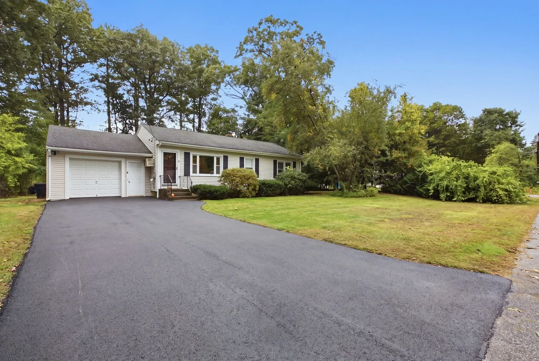 Photo of 25 Howell Road
