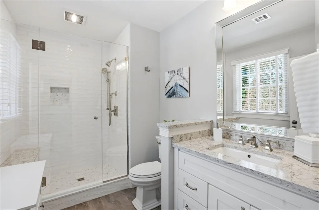 Photo of 160 Hillcrest Rd